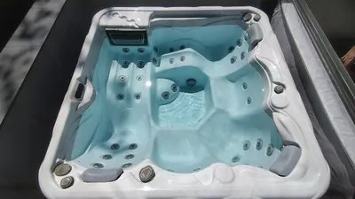 Jacuzzi Wellis Pluto