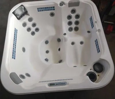D1 Spas Whirlpool Aurora, Luxusklasse