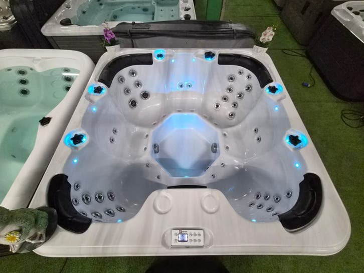 Jacuzzi Balboa, 7 plazas