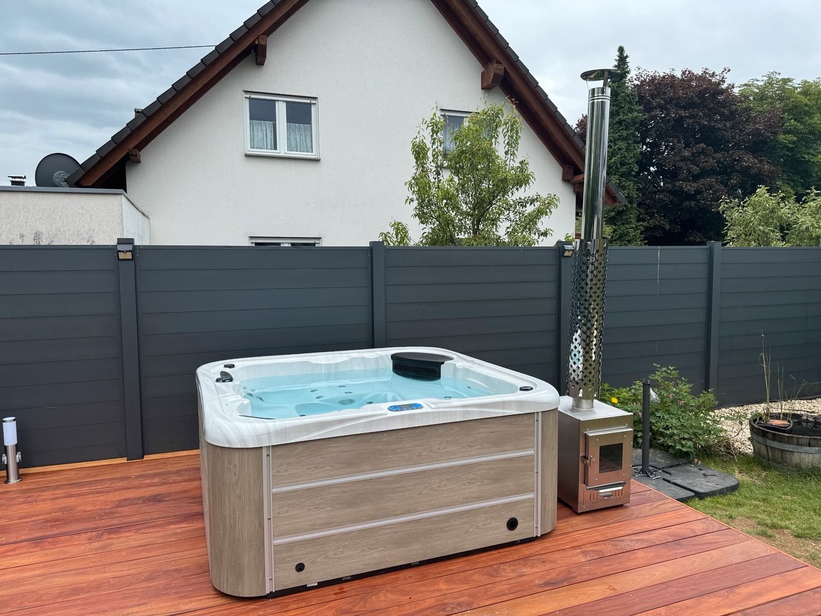 Spavio akril dezsafurdo / hot tub, kalyhaval