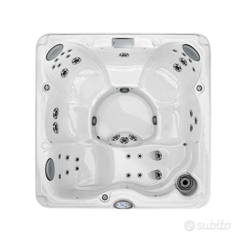 Jacuzzi J-235 Classic, 6 persoane