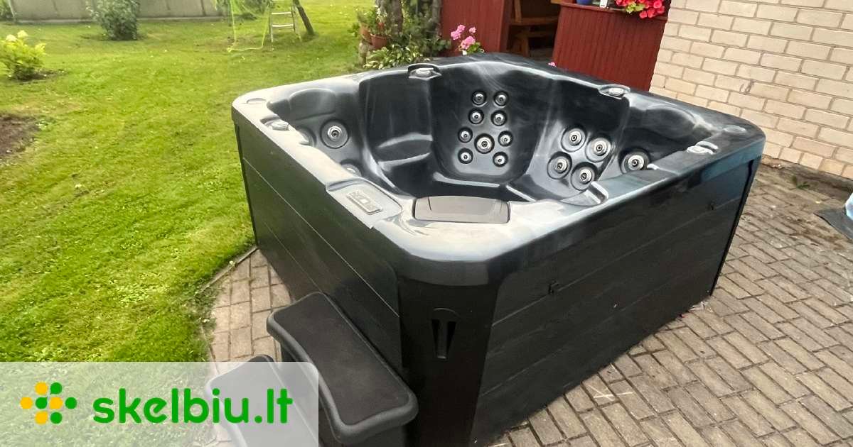 Jacuzzi de exterior second-hand pentru 4-5 persoane, cu control Gecko