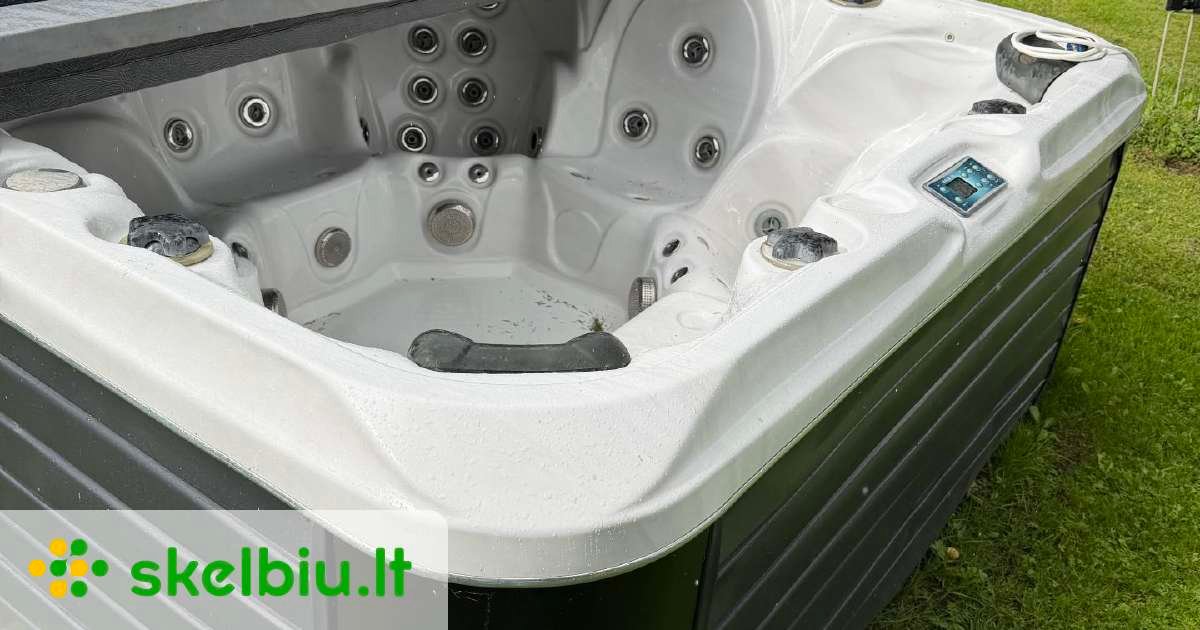 Outdoor-Whirlpool für 5 Personen, mit Balboa-Steuerung