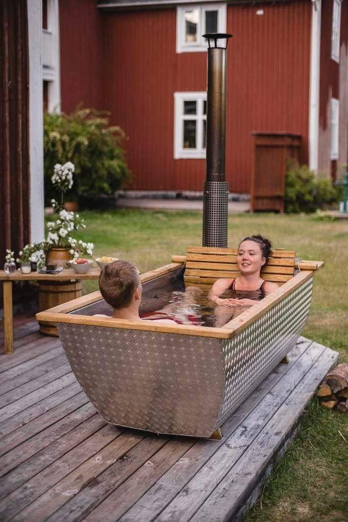 Hikki fatuzeles jakuzzi, skandinav dizajn