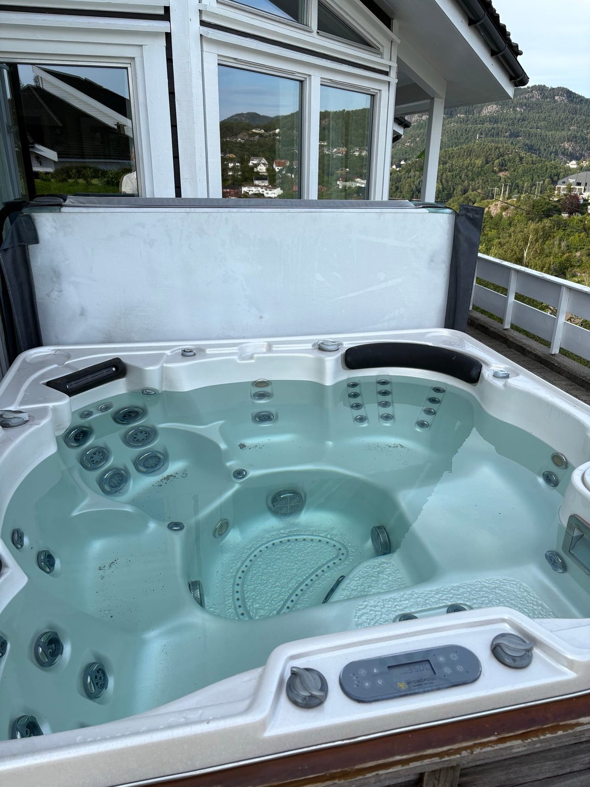 Hydropool Serenity kültéri jakuzzi