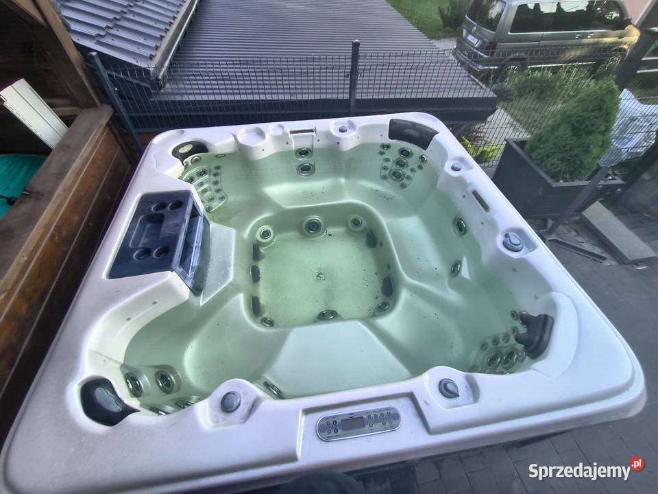 Diamante Spas jakuzzi, 7 személyes